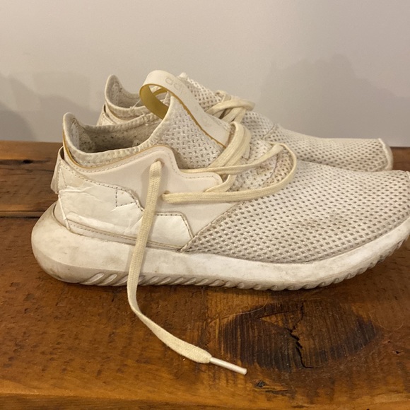 Adidas Tubulars - Picture 5 of 6